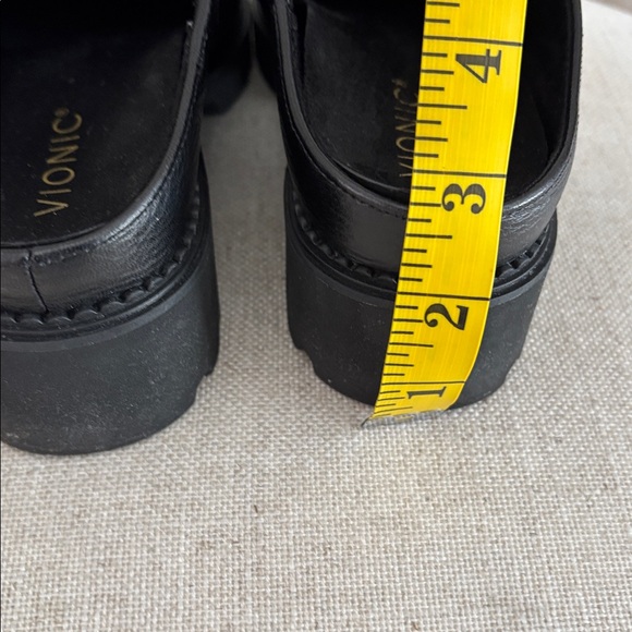 Vionic black mules - Picture 7 of 8